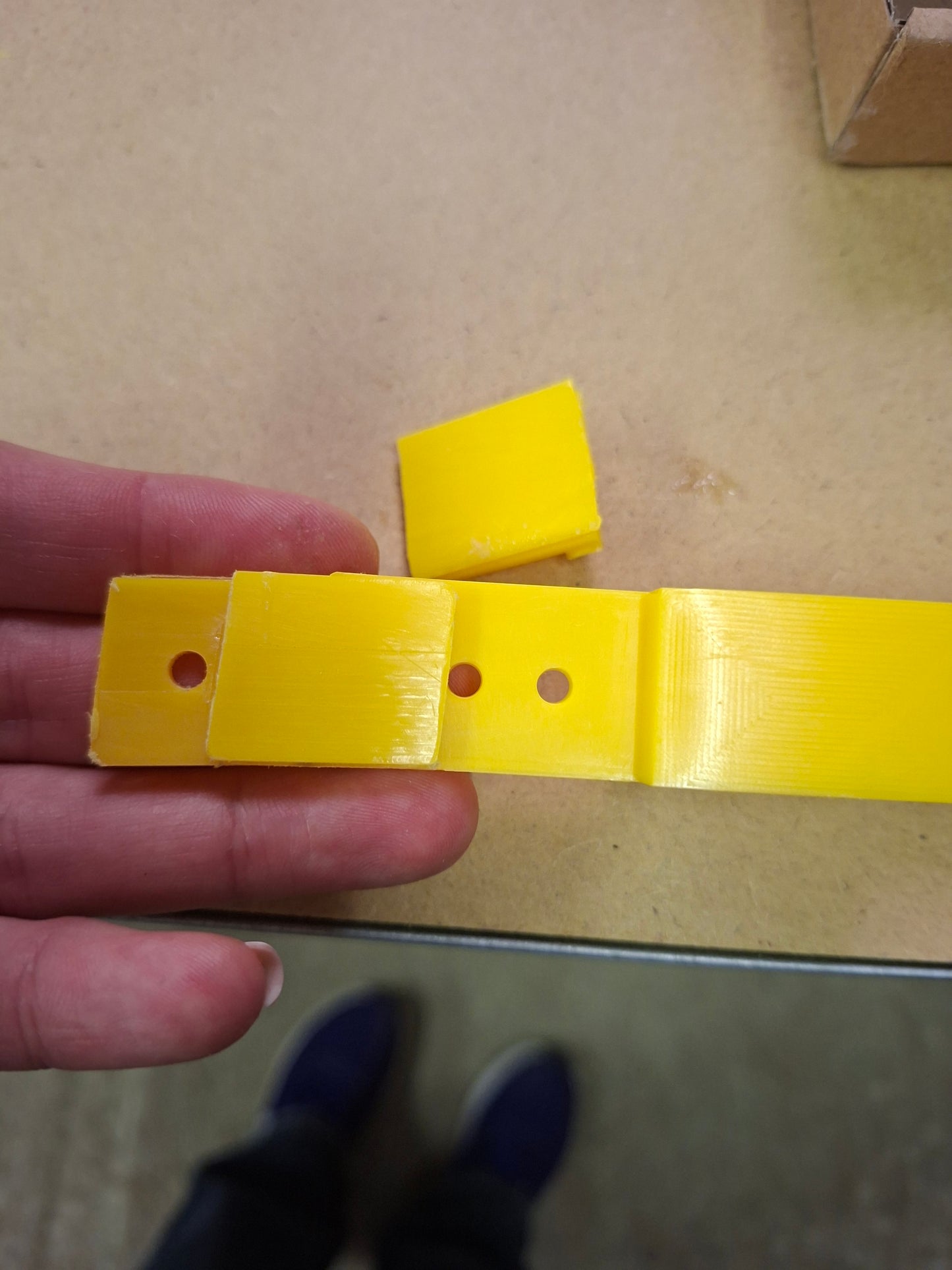 Multi-Guard Extender for wider hive openings